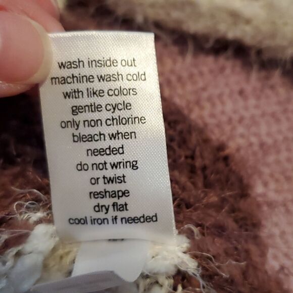 🔹️SO Mauve & White Striped Soft Fuzzy Long Sleeve Sweater Small - Picture 9 of 9